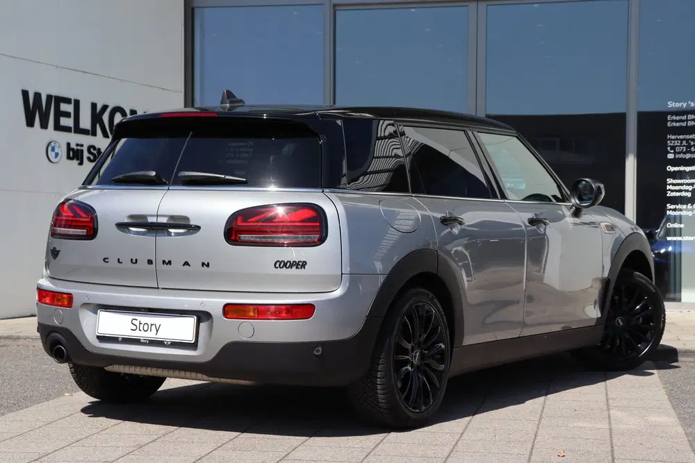 Mini Clubman Cooper Classic Automaat uit 2024, foto 11