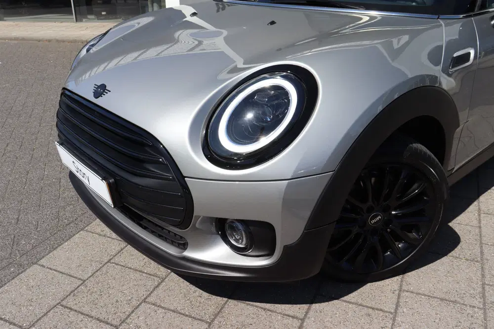 Mini Clubman Cooper Classic Automaat uit 2024, foto 2
