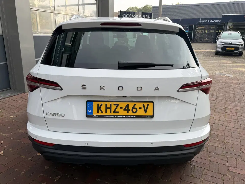 Skoda Karoq 1.5 TSI ACT Business Edition Full LED uit 2023, foto 4