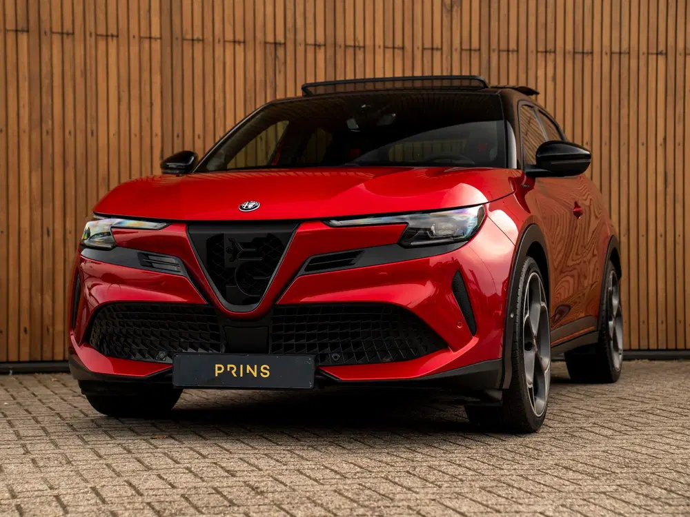Alfa Romeo Junior Elettrica Veloce 54 kWh uit 2025, foto 10