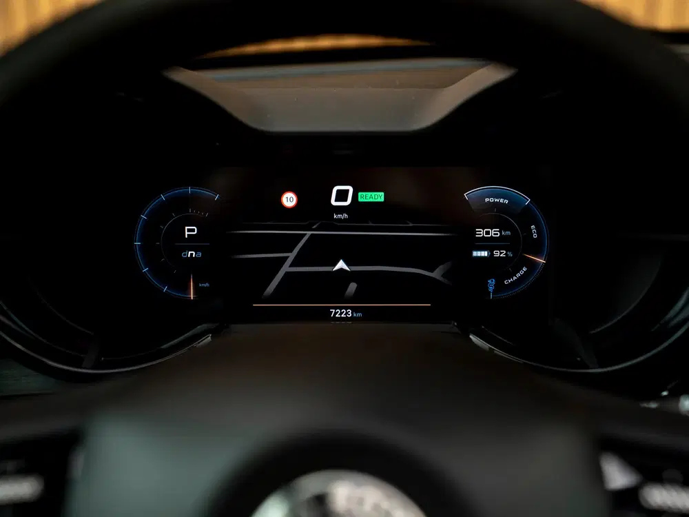 Alfa Romeo Junior Elettrica Veloce 54 kWh uit 2025, foto 12