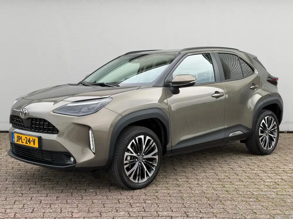 Toyota Yaris Cross TOYOTA YARIS CROSS 1.5 Hybrid Executive uit 2025