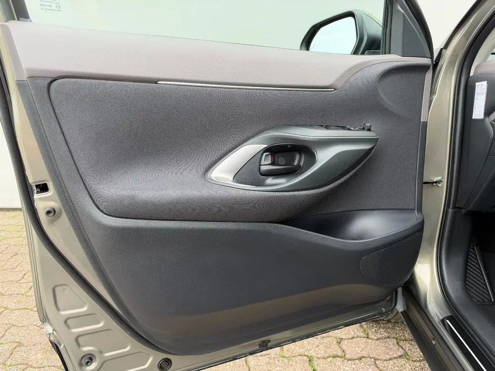 Toyota Yaris Cross TOYOTA YARIS CROSS 1.5 Hybrid Executive uit 2025, foto 7