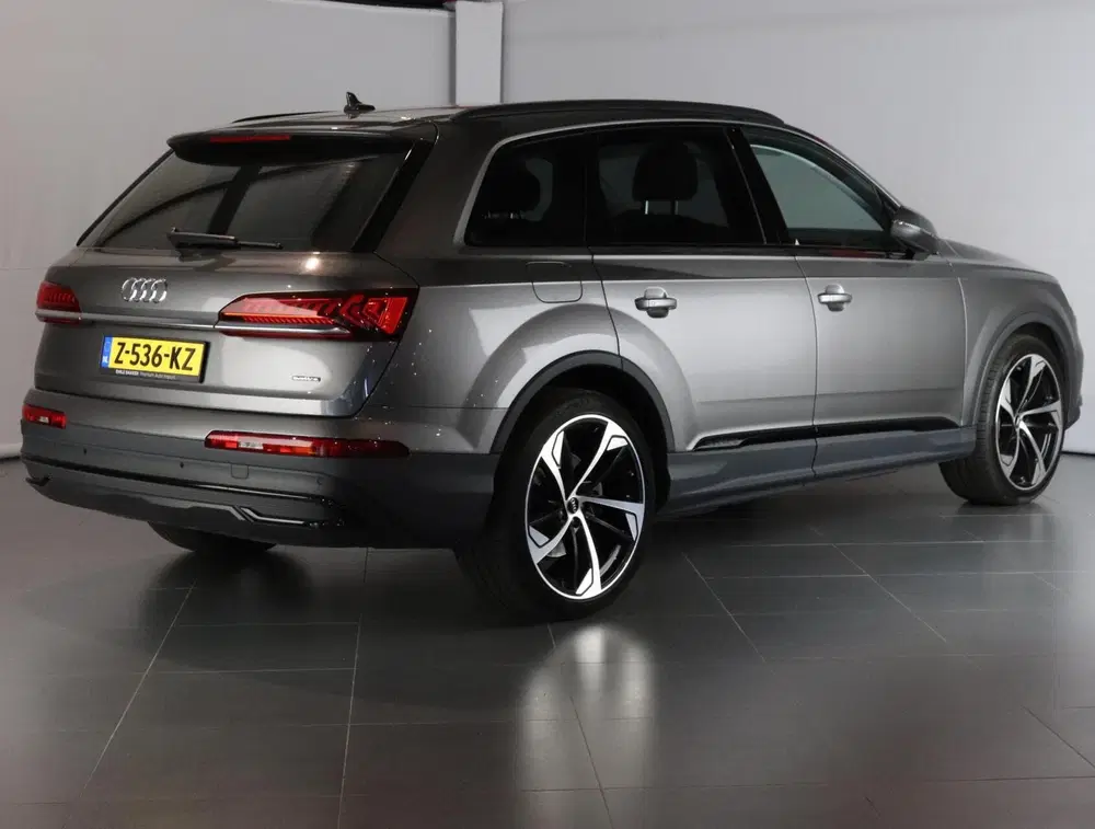 Audi Q7 55 TFSI e quattro Pro Line S uit 2021, foto 2