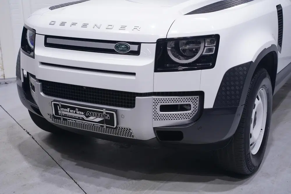 Land Rover Defender 3.0 D250 Grijs Kenteken 3-Zits Lang uit 2021, foto 14