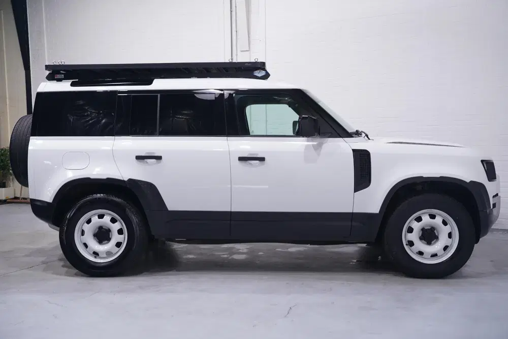 Land Rover Defender 3.0 D250 Grijs Kenteken 3-Zits Lang uit 2021, foto 8