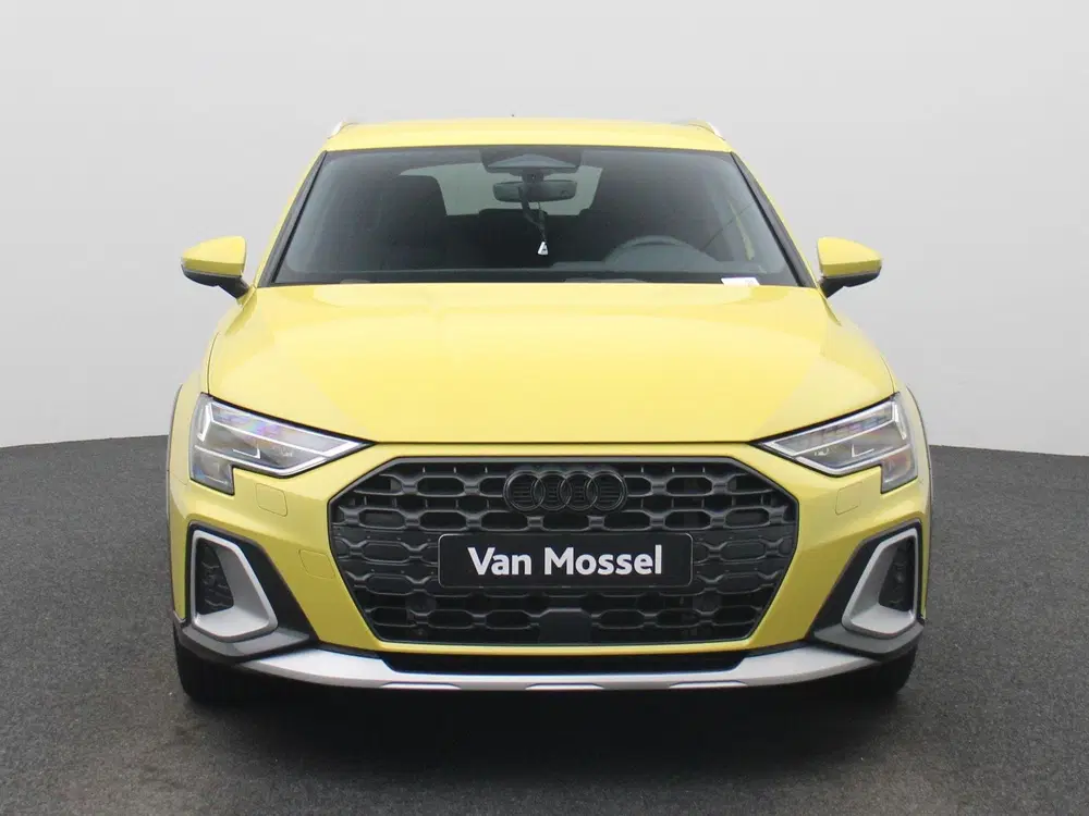 Audi A3 40 TFSI e Advanced 204 PK uit 2026, foto 2
