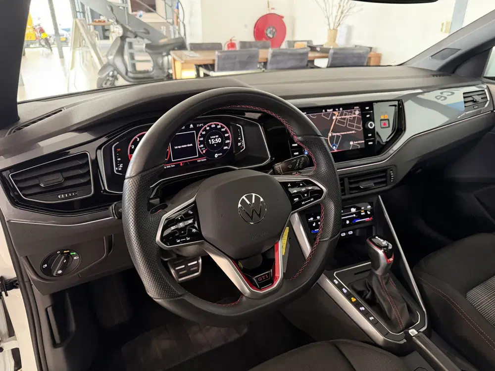 Volkswagen Polo 2.0 TSI GTI Panoramadak uit 2022, foto 10