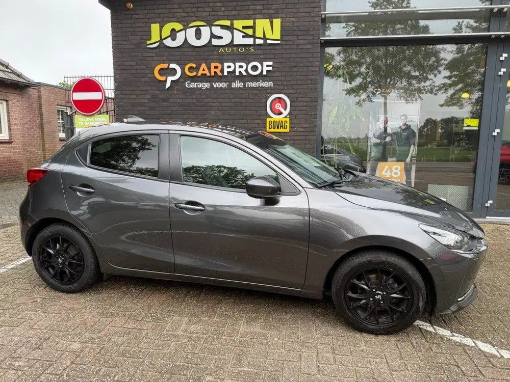 Mazda 2 1.5 SKYACT-G LUXURY uit 2020, foto 2