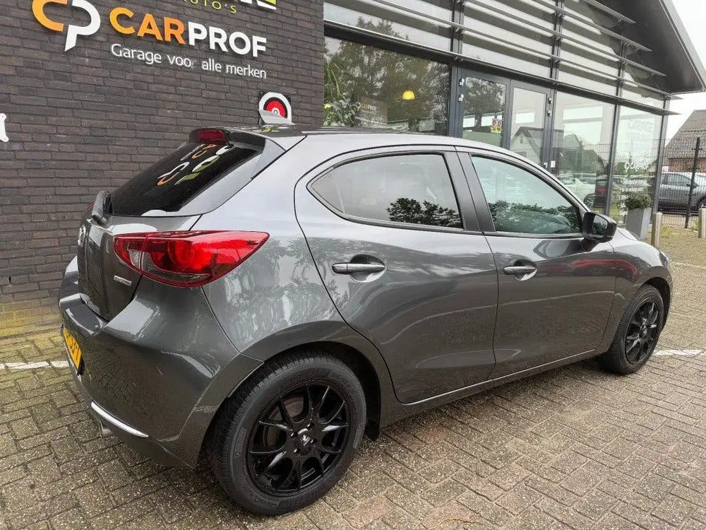 Mazda 2 1.5 SKYACT-G LUXURY uit 2020, foto 4