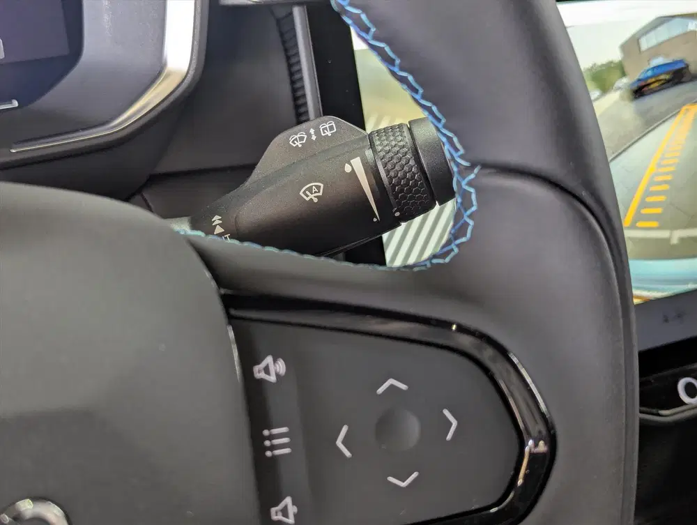 Lynk & Co 01 1.5TD 261pk PHEV 1.5 Aut *Zwarte hemel uit 2024, foto 15