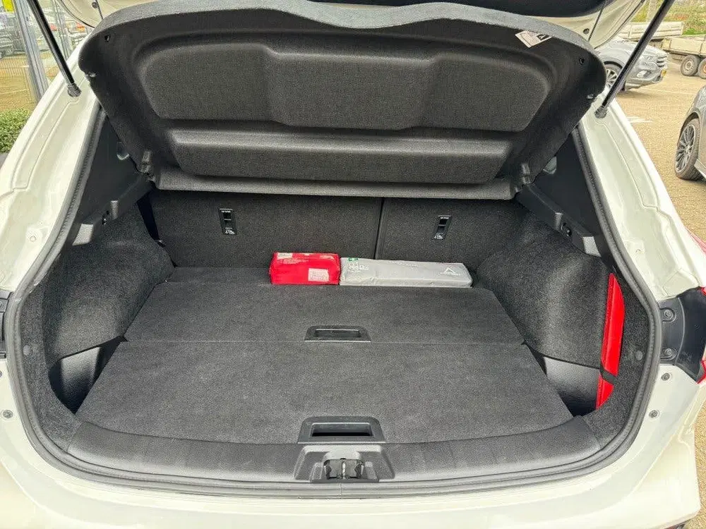 Nissan Qashqai 1.3 MHEV X N-CONNECT uit 2021, foto 13