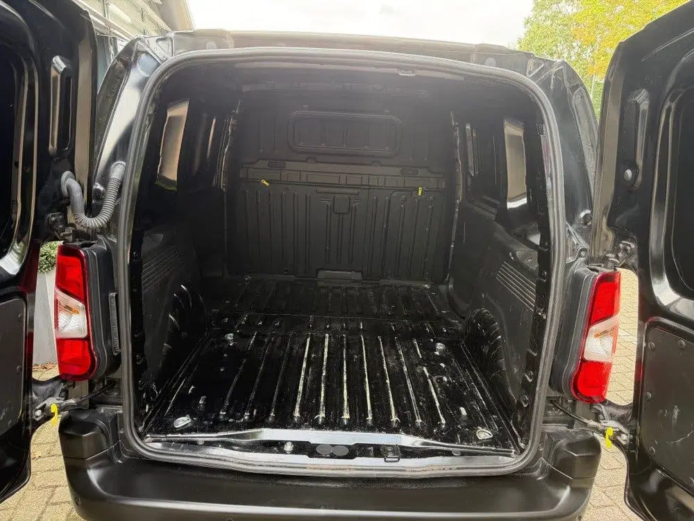 Opel Combo 1.5 BLUEHDI 100 S&S uit 2024, foto 12