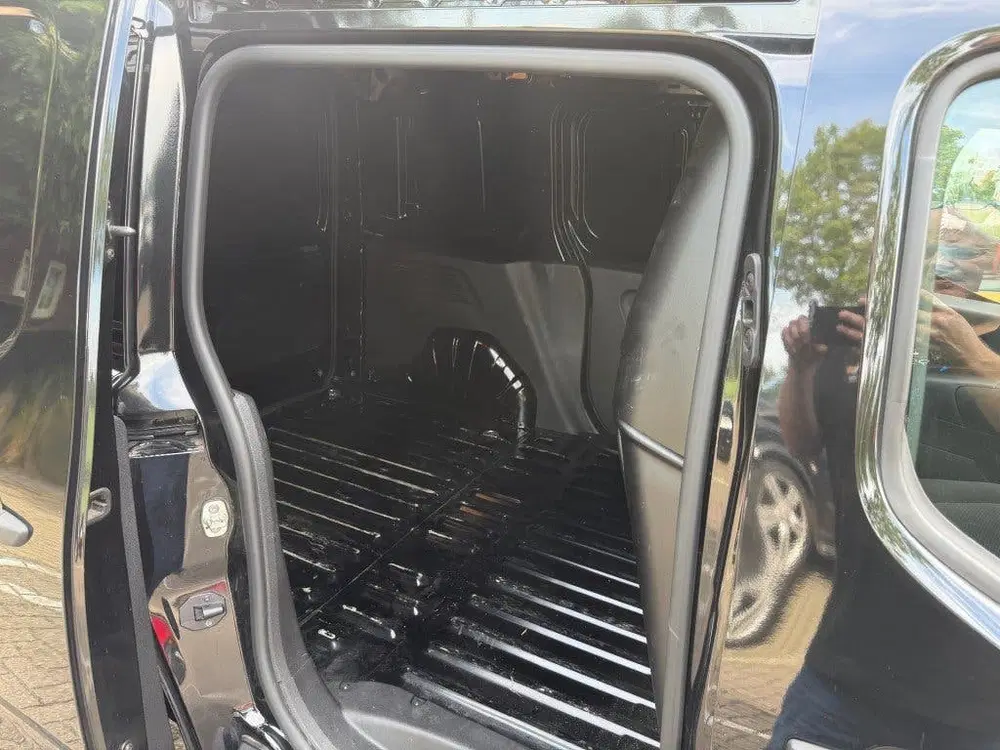 Opel Combo 1.5 BLUEHDI 100 S&S uit 2024, foto 14
