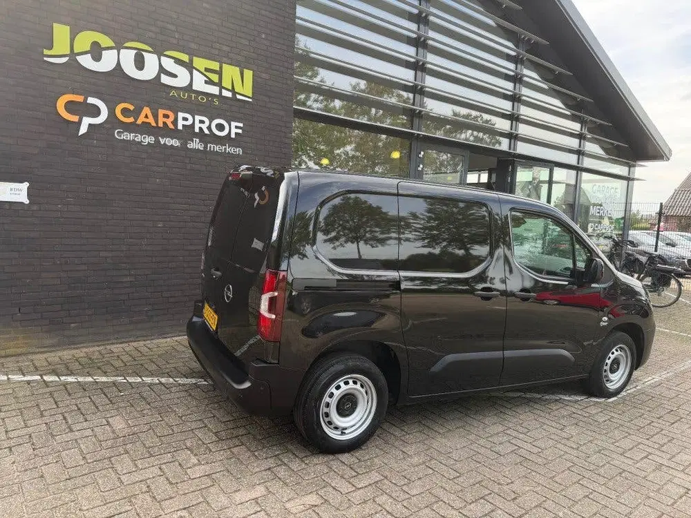 Opel Combo 1.5 BLUEHDI 100 S&S uit 2024, foto 3