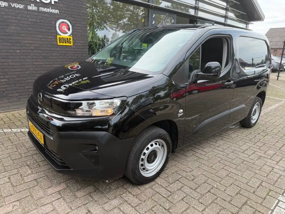 Opel Combo 1.5 BLUEHDI 100 S&S uit 2024, foto 8