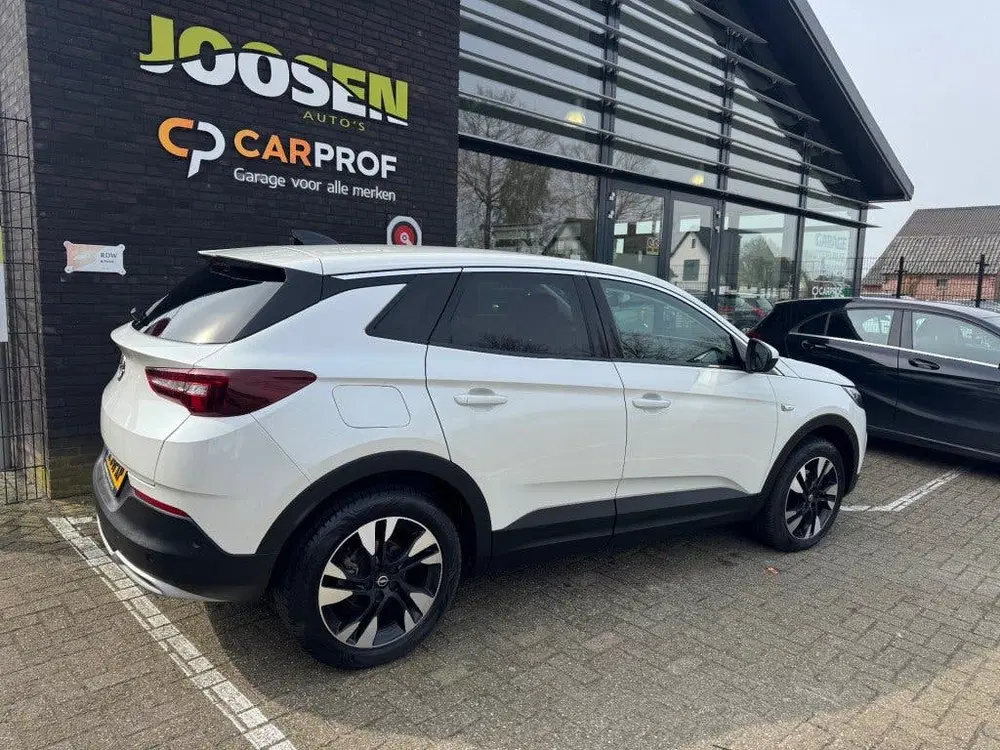 Opel Grandland 1.2 TURBO BUS. ELEG. uit 2021, foto 3