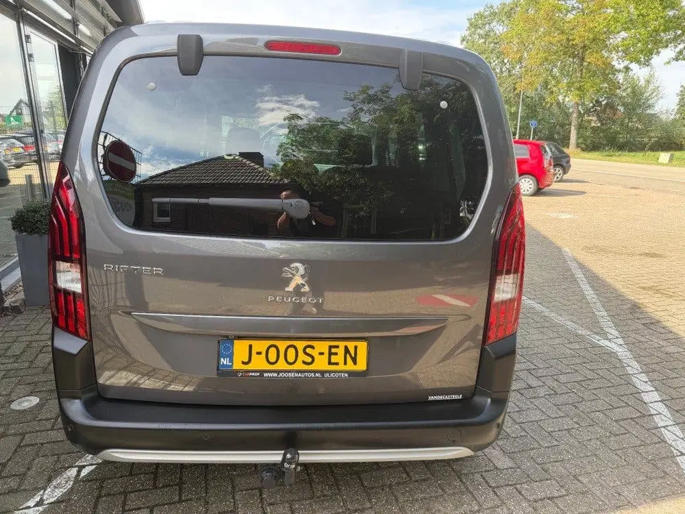 Peugeot Rifter 1.2 PURETECH ALLURE uit 2019, foto 10