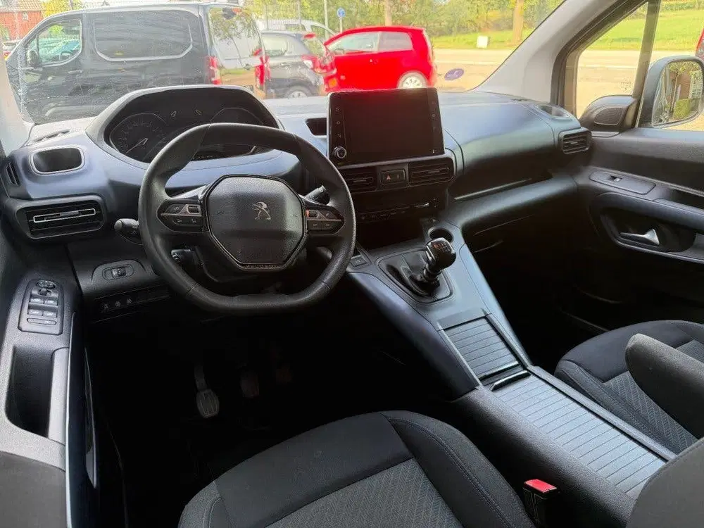 Peugeot Rifter 1.2 PURETECH ALLURE uit 2019, foto 14