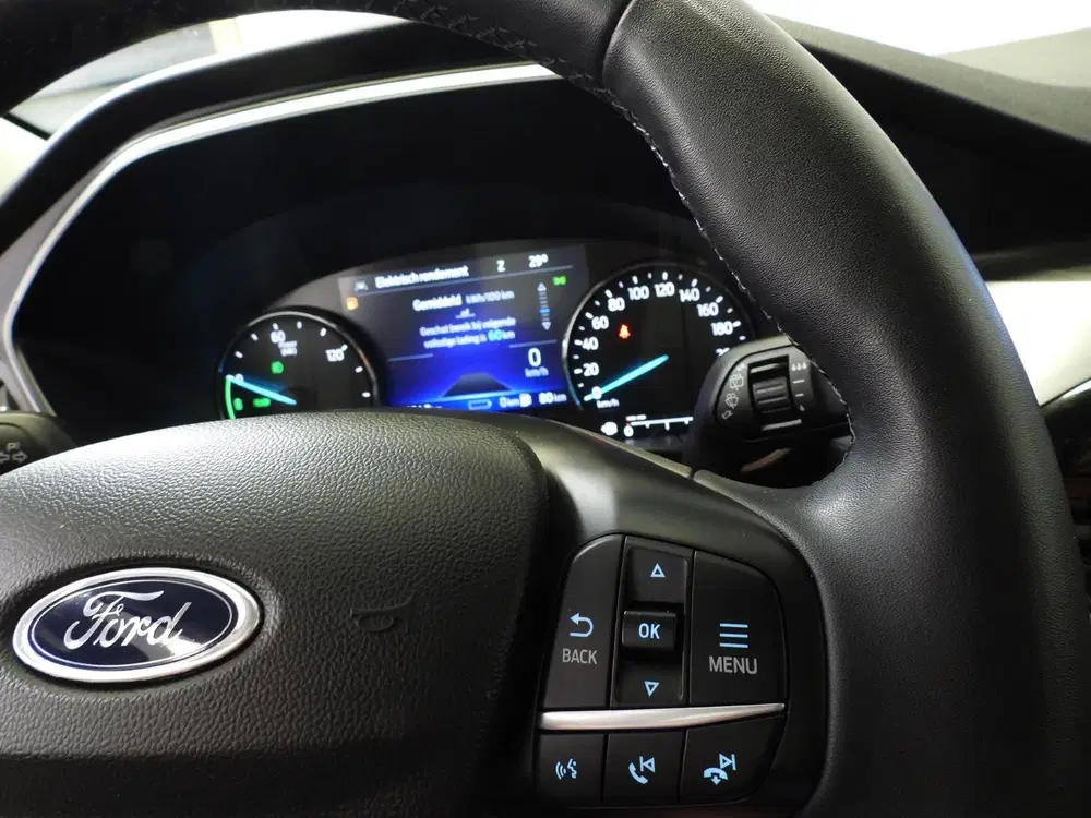 Ford Kuga 2.5 PHEV Plug-In Cool&Connect TREKH uit 2022, foto 13