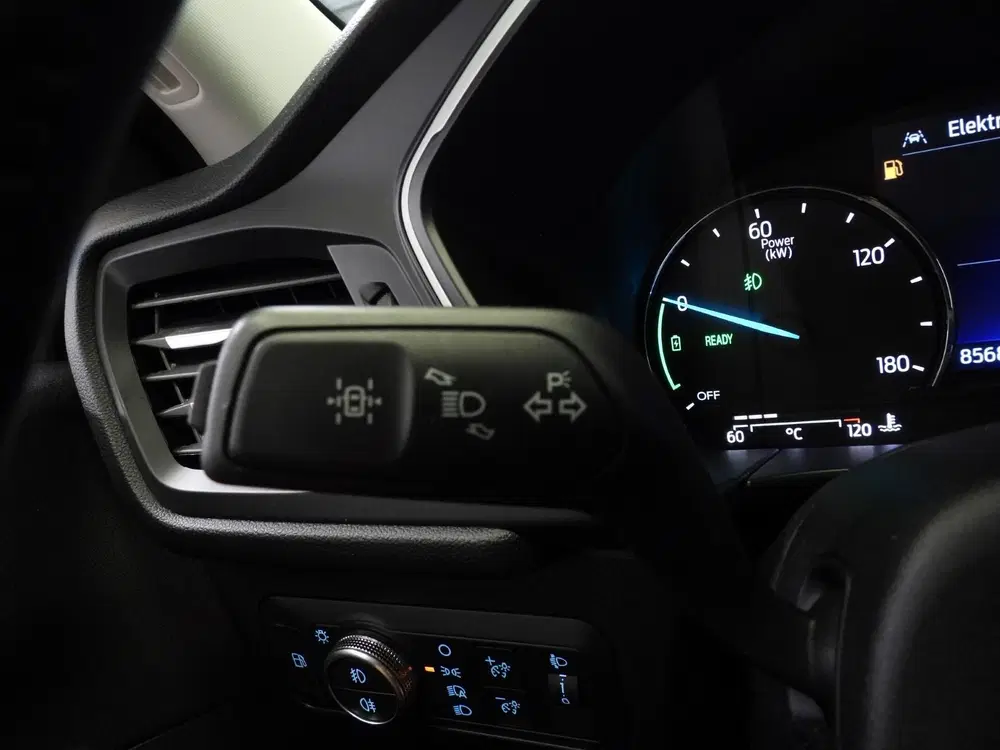 Ford Kuga 2.5 PHEV Plug-In Cool&Connect TREKH uit 2022, foto 15