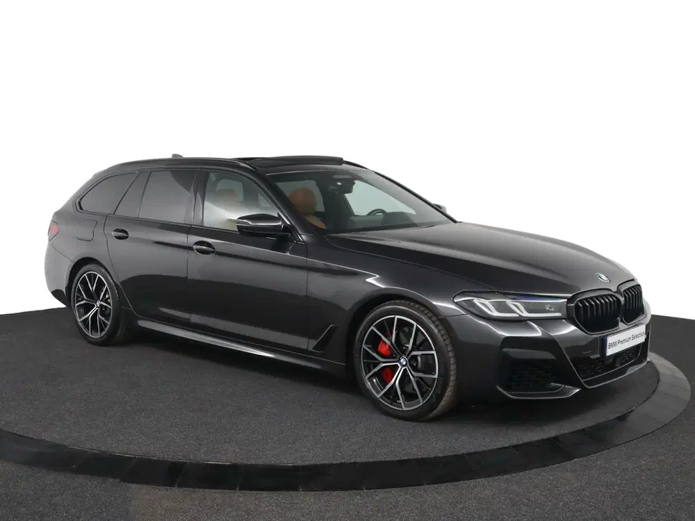 BMW 5-serie 540i xDrive Business Edition Plus uit 2023, foto 10