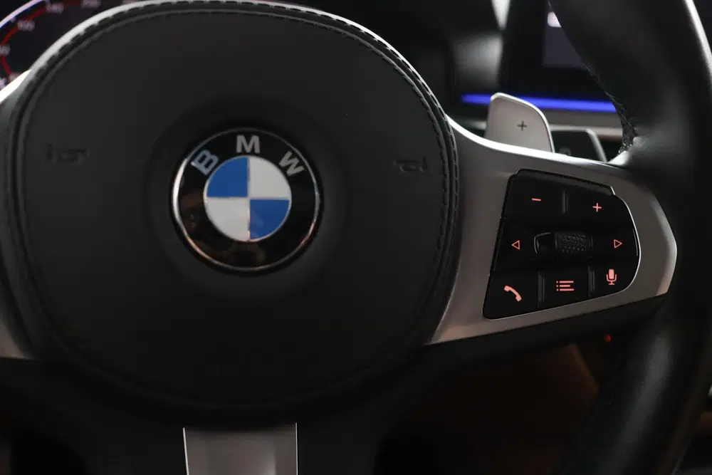 BMW 5-serie 540i xDrive Business Edition Plus uit 2023, foto 15
