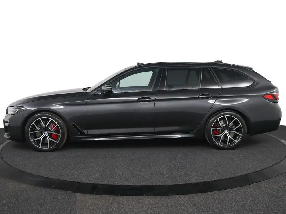 BMW 5-serie 540i xDrive Business Edition Plus uit 2023, foto 3