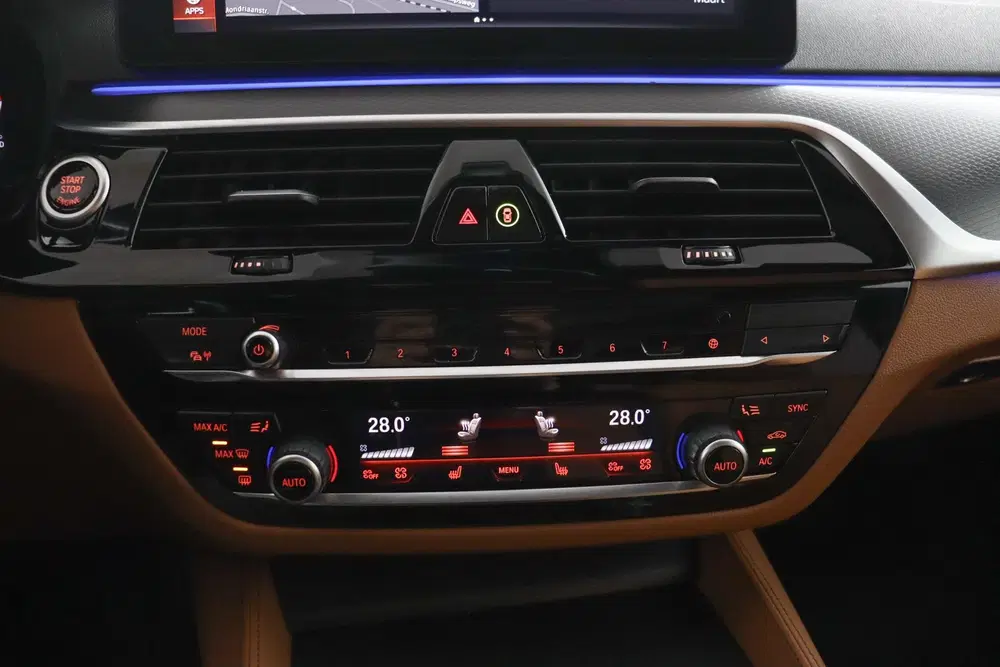 BMW 5-serie 540i xDrive Business Edition Plus uit 2023, foto 6