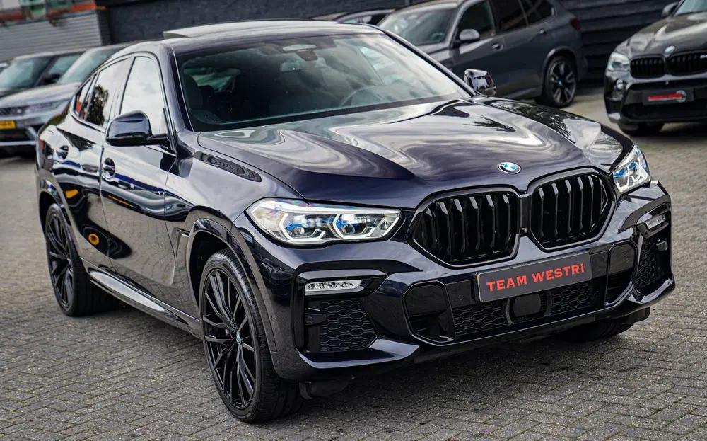 BMW X6 XDrive40i High Executive uit 2020, foto 14