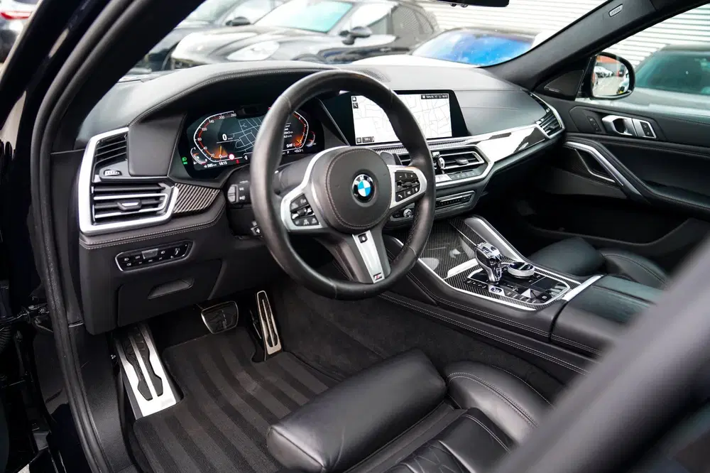 BMW X6 XDrive40i High Executive uit 2020, foto 6