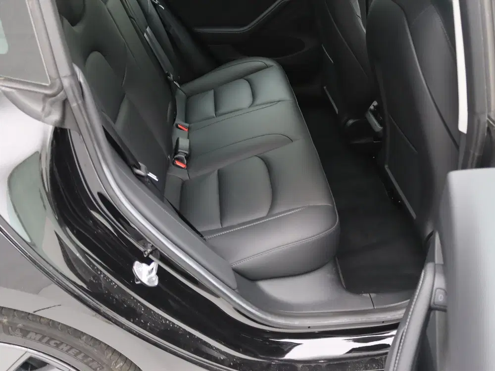 Tesla Model 3 Standard RWD Plus 94.2% SoH UPGRADE [ AMD uit 2023, foto 15