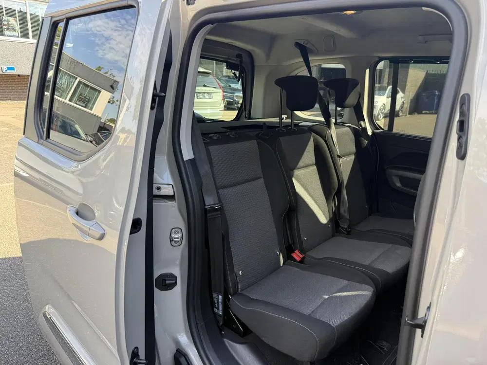 Toyota Proace City Toyota Proace City L1 Electric Team uit 2022, foto 4