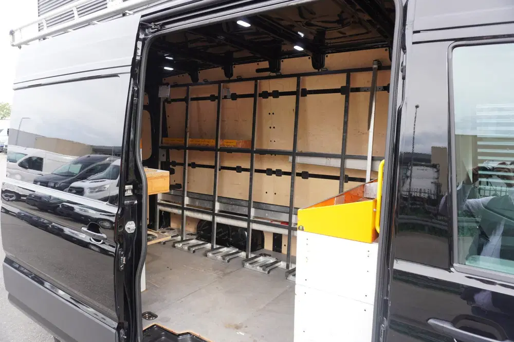Volkswagen Crafter 140pk L3H3 uit 2022, foto 14