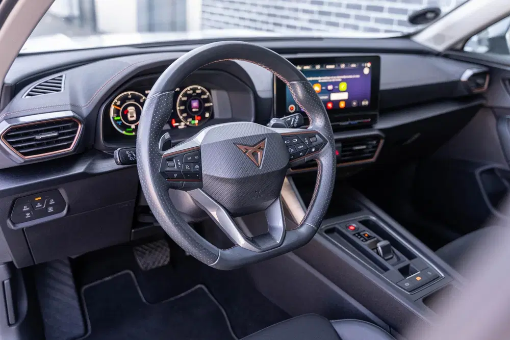 Cupra Formentor 1.4 TSI e-Hybrid Business uit 2022, foto 2