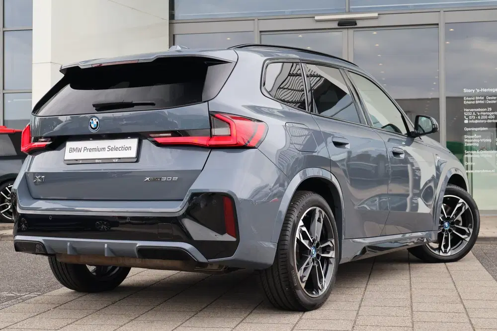 BMW X1 xDrive30e M Sport Automaat uit 2023, foto 11