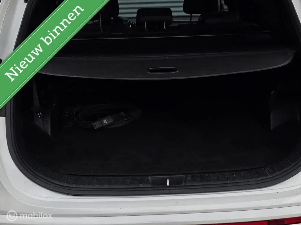 Hyundai SANTA FE 1.6 T-GDI HEV Premium Plus Sky 7p. uit 2024, foto 11