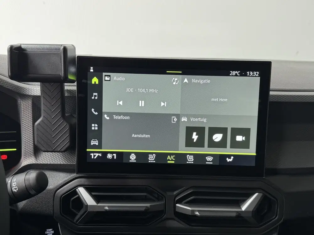 Dacia Duster 1.8 hybrid 155 limited edition uit 2026, foto 11