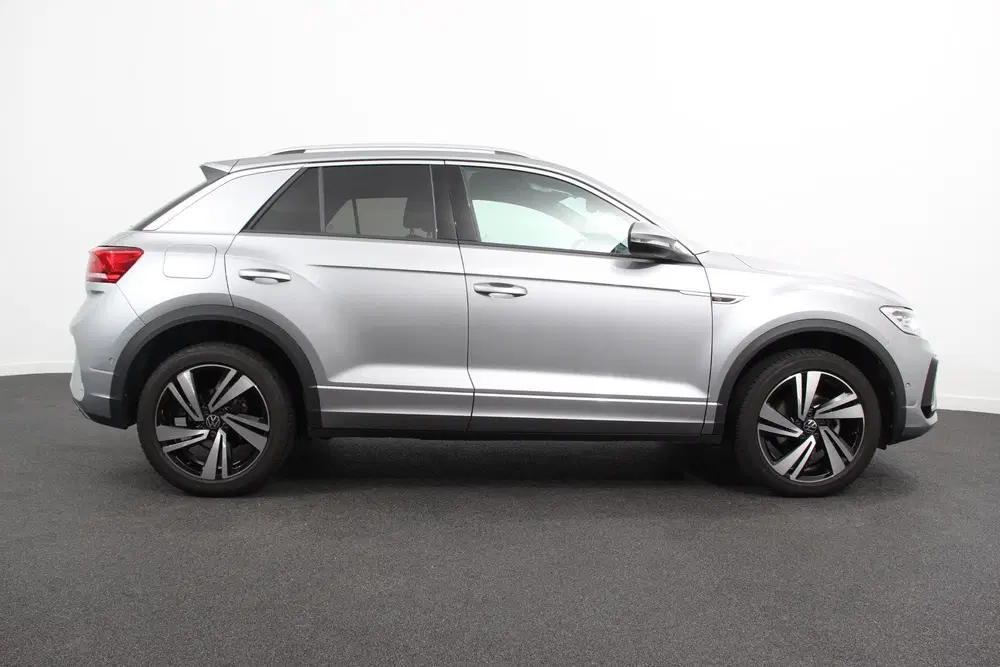 Volkswagen T-Roc 1.5 TSI 150pk DSG R-Line Navigatie Apple C uit 2023, foto 8