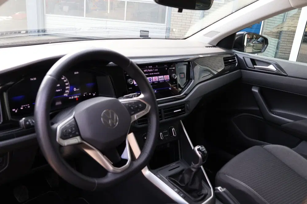 Volkswagen Polo 1.0 TSI Life Business Cruise Stoelverwarmi uit 2023, foto 2