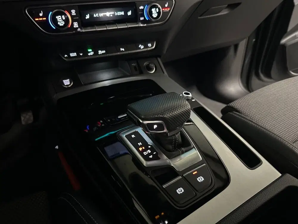 Audi Q5 50 TFSI e uit 2021, foto 14