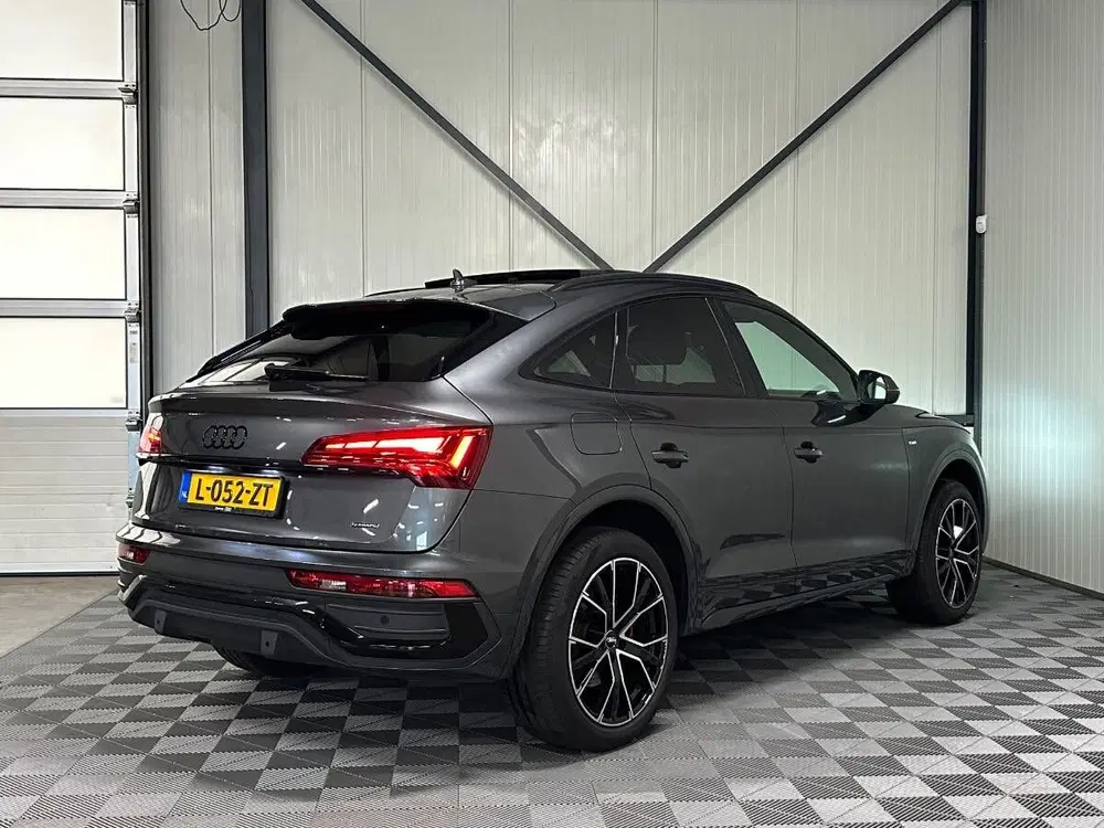Audi Q5 50 TFSI e uit 2021, foto 2