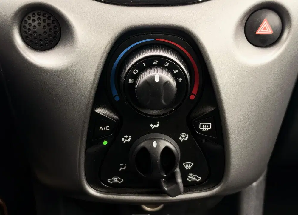 Toyota Aygo 1.0 VVT-i x-play AUTOMAAT uit 2022, foto 11