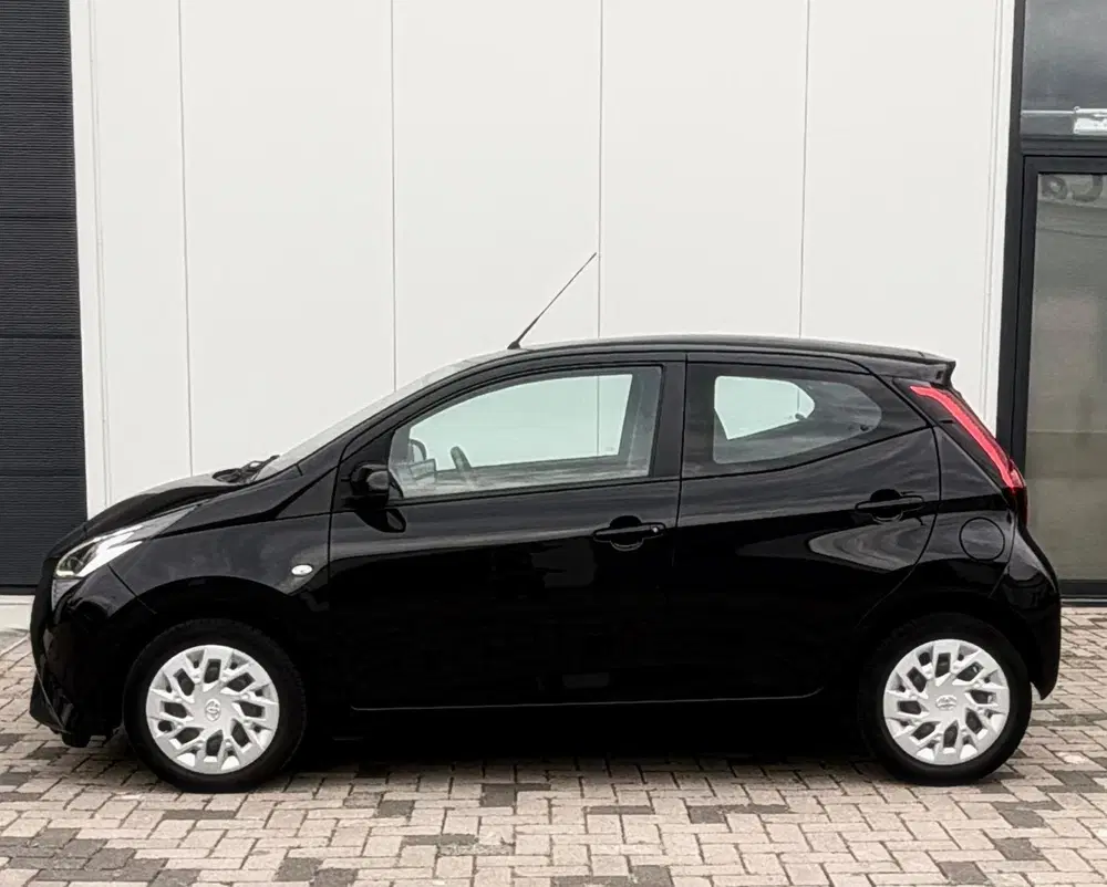 Toyota Aygo 1.0 VVT-i x-play AUTOMAAT uit 2022, foto 8