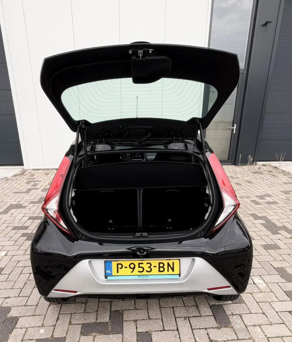 Toyota Aygo 1.0 VVT-i x-play AUTOMAAT uit 2022, foto 9