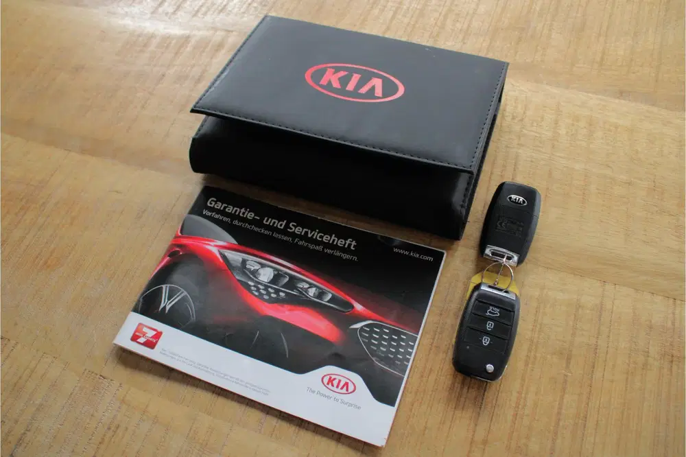Kia Niro 1.6 GDi Hybrid DynamicLine uit 2020, foto 12