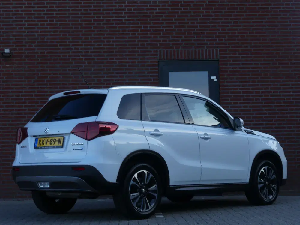 Suzuki Vitara 1.4 Boosterjet Style Smart Hybrid (bj 2021 uit 2021, foto 4