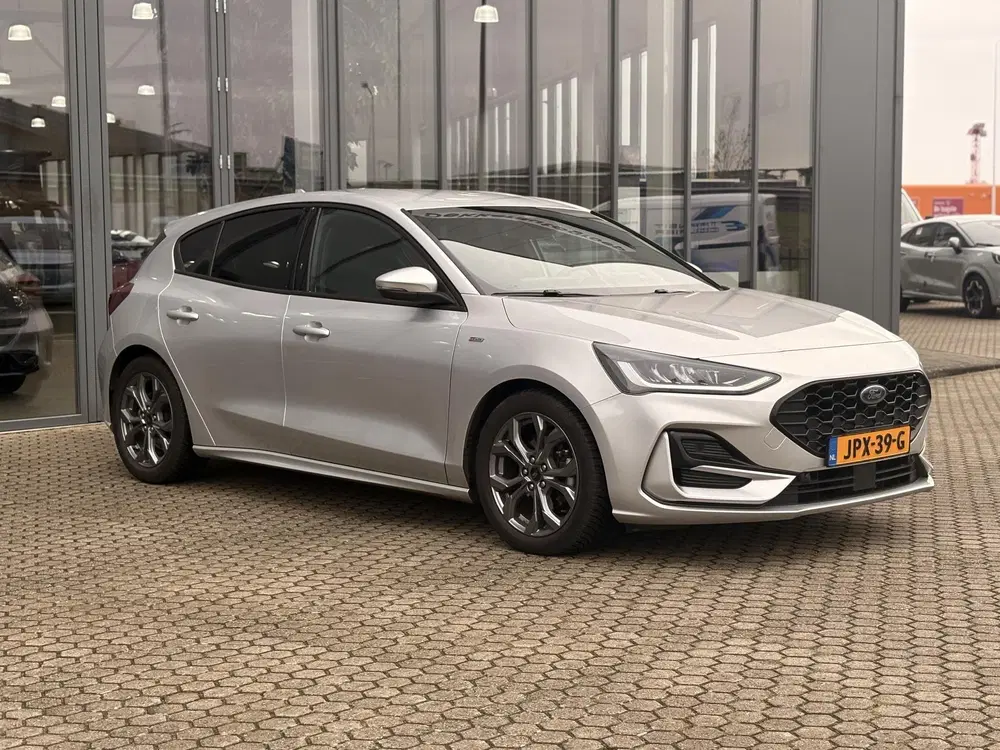 Ford Focus 1.0 EcoBoost Hybrid ST Line uit 2023, foto 4