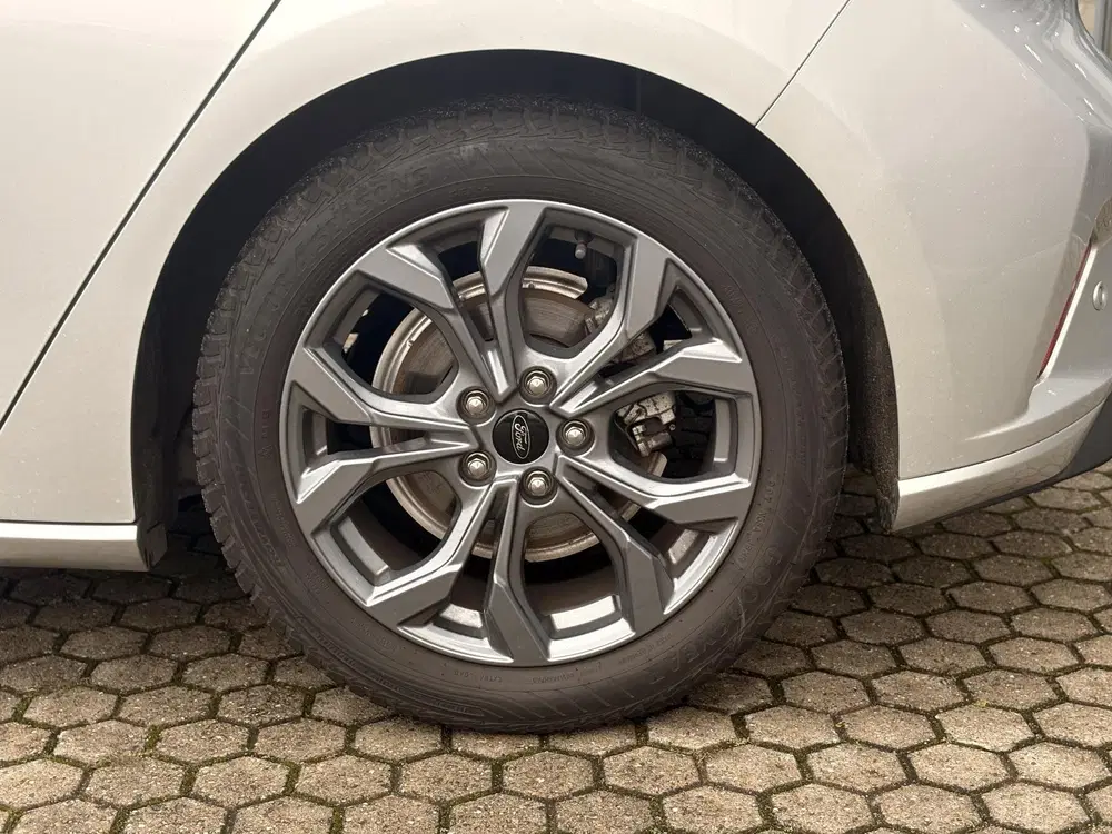 Ford Focus 1.0 EcoBoost Hybrid ST Line uit 2023, foto 6