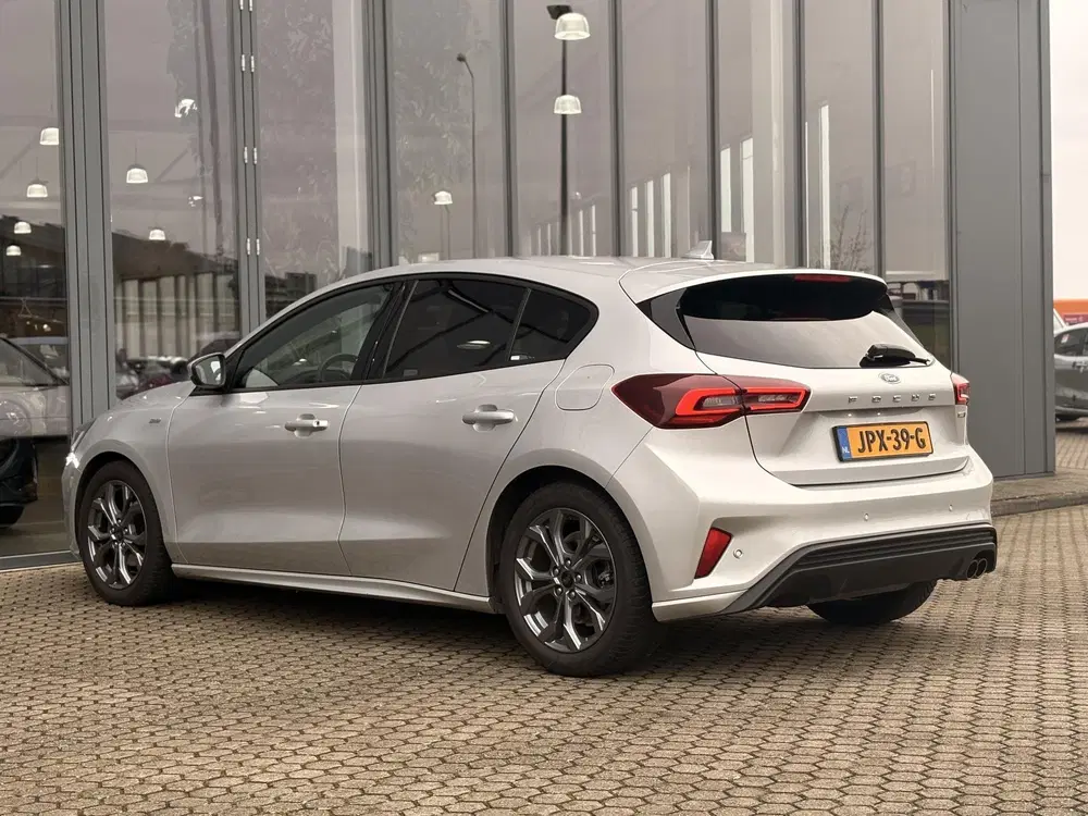 Ford Focus 1.0 EcoBoost Hybrid ST Line uit 2023, foto 7